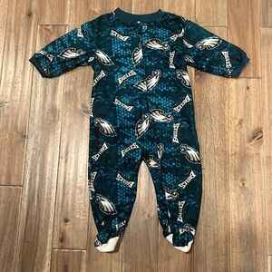 Philadelphia Eagles NFL Team Apparel Fleece Footed Pajamas Baby Size 12 Months